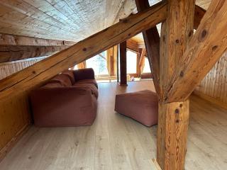 Chalet en pleine nature au-dessus du village - 3