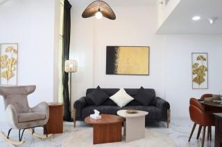 Masdar 2BR Haven - Chic Calm Urban Living Escape - 5
