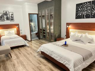 Hotel Sacha Golden - 8