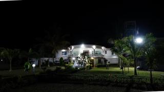 Kisuri White House - Luxury Beach Home in Mfangano - 3