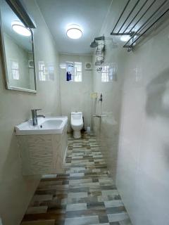 Kisuri White House - Luxury Beach Home in Mfangano - 2