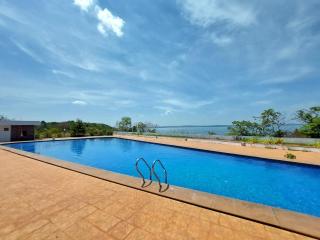 4BR Bay View Designer Apartment with Pool in Panjim - Mirashya Homes - 7