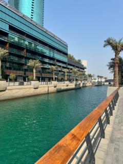 Beautiful 1BR in Financial Harbour with Marina Views - 8
