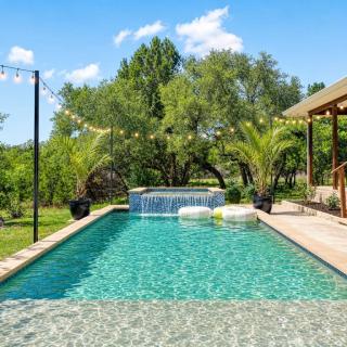 Southern Comfort Pool Spa Billiards Fire Pit - 0