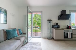 Stress-Free Residential Stay FREE Parking - 0