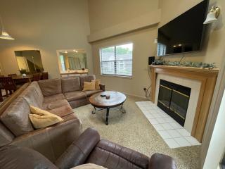 Regal Retreat at Pointe Royale - 0
