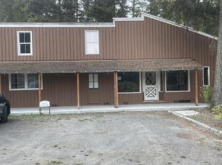 Wilderness West Resort Cabin 3 - 4