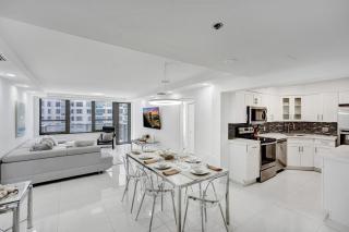 Amazing Ocean View Condo Beach Service 1111 - 1