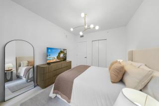 Luxury 1-Bedroom Residence at Viceroy Brickell - 1