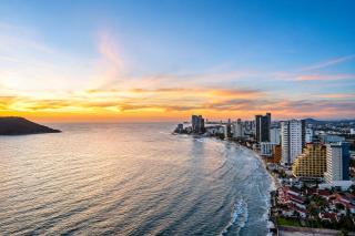 Luxury Beachfront Penthouse Golden Zone - 4