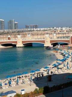 Luxury Apartment with Lagoon View in New Alamein - 0