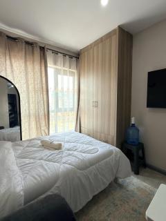 Cozy Studio Apartment - 7