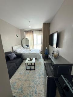 Cozy Studio Apartment - 5