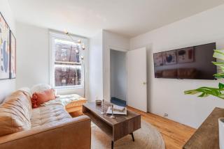Luminous 2BR – Prime Plateau Mont-Royal - 4