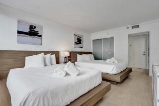 Stylish Ocean Beach Retreat Beach Service 1009 - 9
