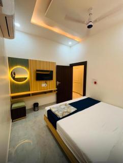 Hotel Bala Ji Palace Near Shree Ram Mandir - Ayodhya - 2