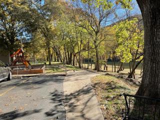 Awesome Pointe Royale Walk In - 7