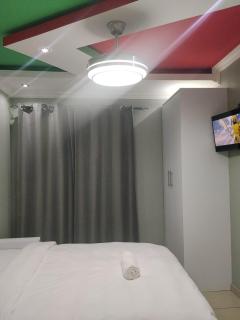 paramount guest house - 5