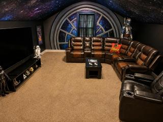 Country Getaway with Pool, Hot Tub, Star Wars Movie & Game Rooms! - 6