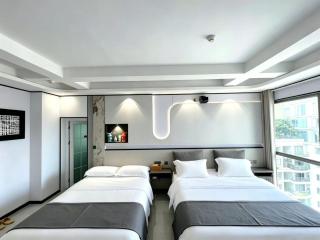 DaYin Riverside Cinema Homestay - 3