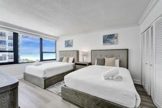 Breathtaking resort condo w beach service Unit 908 - 9