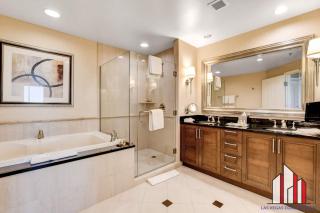 MGM Signature-14-704 Jacuzzi Studio - 7