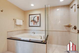 MGM Signature-14-704 Jacuzzi Studio - 2