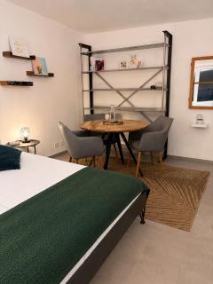 Calanda Guesthouse - 4