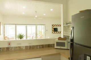 Barton Beach House - 3
