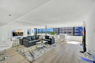 Luxury Ocean View Condo with Beach Service 1521 - 8