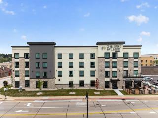 Cobblestone Hotel & Suites Waukesha West Milwaukee - 0