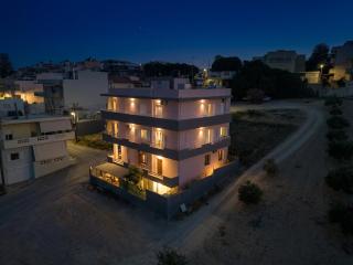 Giofyros luxury apartment - 1
