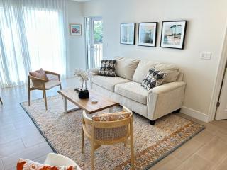 Stylish Condo Steps From Beach! - 2