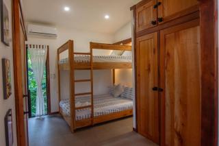 Casa Kanani AC & Garden 10 Min Walk to Playa Negra - Cahuita - 1