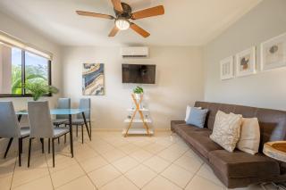 Coco Bliss: Pool, Rooftop Deck, Walk to Beach - 6
