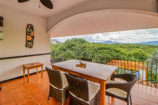 Shared Pool & Outdoor Kitchen: Flamingo Beach Gem - 0
