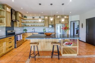 Shared Pool & Outdoor Kitchen: Flamingo Beach Gem - 2