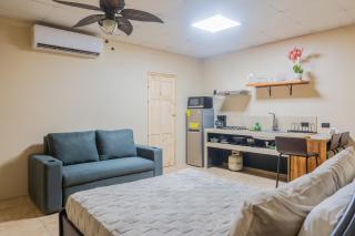 Walk to Beach & Dining: Uvita Studio w/ AC & WiFi - 0