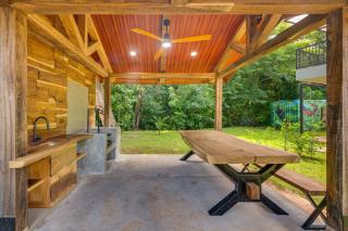 5 Mi to Ocean: 2-Unit Gold Coast Getaway! - 9