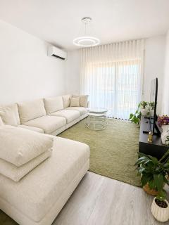 Modern 2BR Near City Ring & Main Road Access - 0