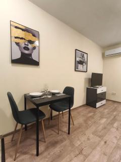 Niora Studios 4 - 9