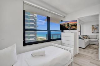 Classic Resort Amenities Condo Steps from the Beach with Gym and Pool 1208 - 6