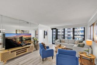 Classic Resort Amenities Condo Steps from the Beach with Gym and Pool 1208 - 5