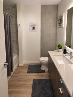 Portland Skyview 1BR Residence - 3
