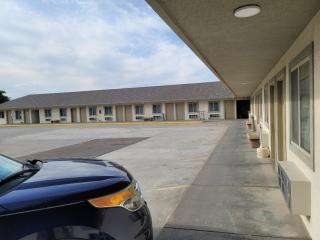 Cimarron Crossing Motel - 5