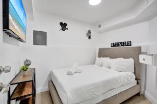 Beach Condo with Resort Perks, Pools, Fitness Center, and a Relaxing Bathtub 916 - 3