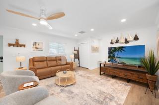 Coastal Beach Retreat - 7