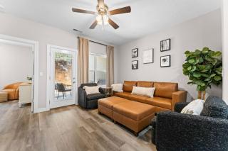 Walk-In 3BR Condo w/ Pool Access • Sleeps 8 - 4