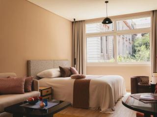 Downtown Cairo Saint J Hotel By BluKeys - 8
