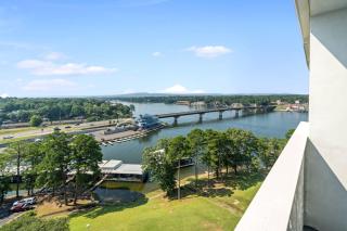 Hamilton Vista Penthouse - 0
